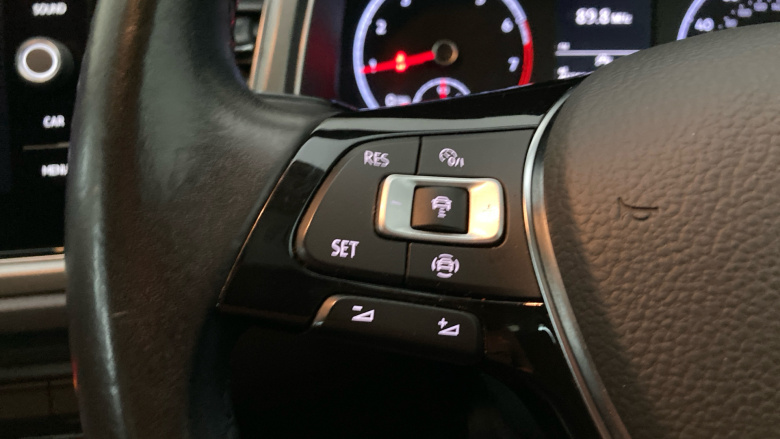 Volkswagen T-Roc 1.0 TSI SE 5dr Petrol Hatchback